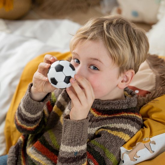 SmartGames Plug & Play Ball - 3D Voetbal Puzzel & Fidget Toy - Compact Logisch Denkspel - IQ Breinbreker - Vanaf 6 Jaar