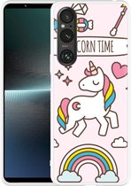 Cazy Hoesje geschikt voor Sony Xperia 1 V Unicorn Time