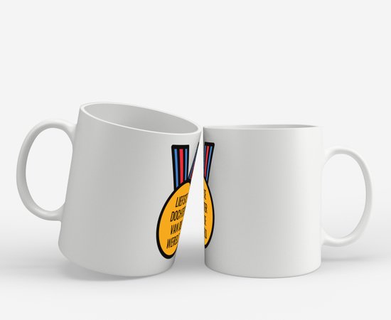 Akyol - tasse à café la plus chère fille du monde - tasse à thé - Fille - la fille la plus chère - cadeau d'anniversaire - anniversaire - cadeau - cadeau pour fille - articles pour fille - cadeau - cadeau - cadeau - contenu 350 ML