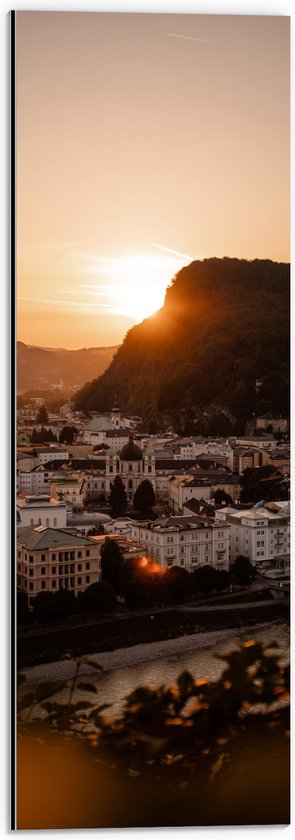 Dibond - Bergen - Water - Zonsondergang - Planten - Bomen - Huizen - Gebouwen - 20x60 cm Foto op Aluminium (Met Ophangsysteem)