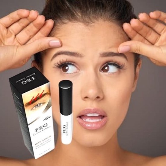 Model met verwonderde uitdrukking en FEG wenkbrauwserum. Tekst: 'FEG Eyebrow Enhancer'.