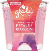 Glade Geurkaars – Petals & Blossom 129 gr.