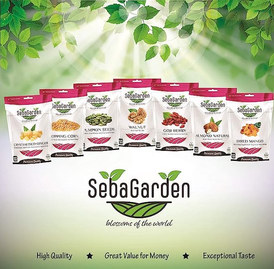 Diverse zakken SebaGarden gedroogde vruchten en noten, waaronder Gevriesdroogde Aardbeien, Pompoenpitten, Walnoten en Gojibessen.