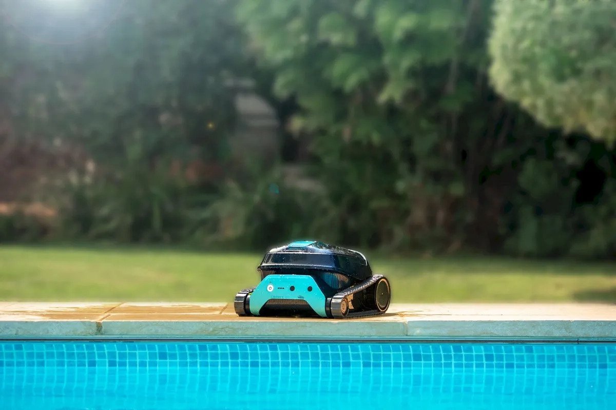 Dolphin Liberty 300 draadloze zwembadrobot