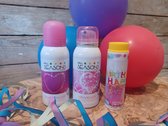 Verjaardag-Cadeau-Set-Kinderen-Tieners-Jongens-Feest-Verjaardagscadeau-Pink-Limited-Bodymousse-Deodorant-Roze-Meisje-Giftset-Partijtje-Verwenset-Spa-Product-Ballonnen-Serpentinen-Bellenblaas-Kaarsjes-Boksballon