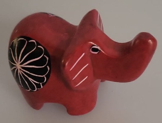Nog meer sfeer in uw woonomgeving met deze prachtig handgemaakte mini olifant! Een bijzondere olifant gemaakt van speksteen, een zachte natuursteen. Vind een gezellig plekje in je huis, serre/tuinkamer of de werkkamer. Voor uzelf of als cadeau.