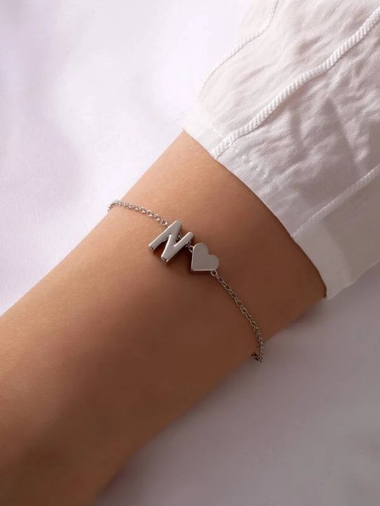 Initiaal Armband met Letter N Zilverkleurig - Naam Armband Cadeau - Geluks Armband op Kaartje - Pax Amare