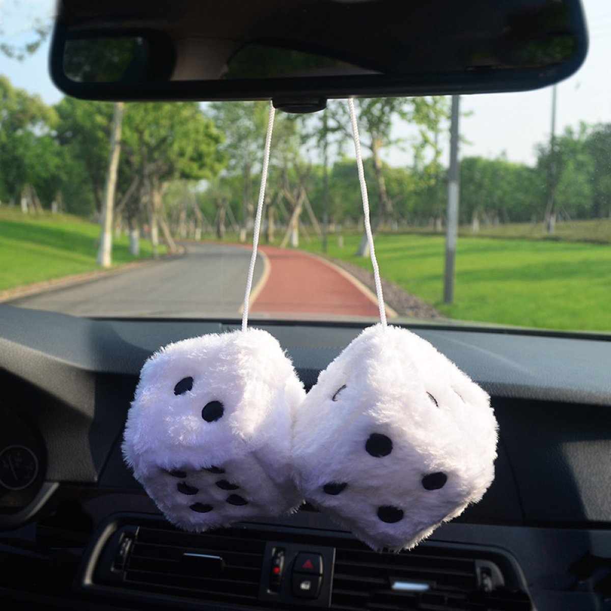 Fuzzy dobbelstenen voor achteruitkijkspiegel, 1 paar rode fuzzy auto Fuzzy dobbelstenen voor achteruitkijkspiegel, 1 paar rode fuzzy auto