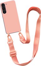 Smartphonica Hoesje met breed koord voor Samsung Galaxy S23 siliconen back cover met zachte binnenkant - Zalm geschikt voor Samsung Galaxy S23