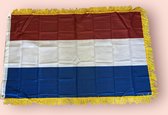 VlagDirect - Luxe Nederlandse vlag - Luxe Nederland vlag - 90 x 150 cm - Franjes.
