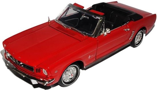 1964 1/2 Ford Mustang 289 Convertible 1:18 Scale Diecast Model by Motormax