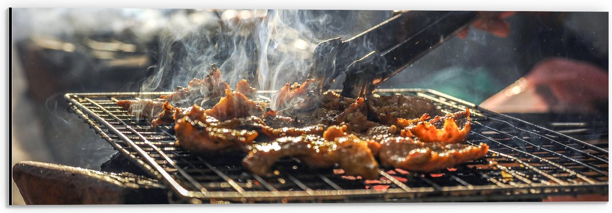 Dibond - Barbecue - Kool - Rook - Tang - Vlees - Bakken - Eten - Buiten - 60x20 cm Foto op