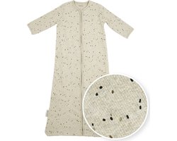 Product: Meyco Baby Rib Mini Spot baby slaapzak met mouwen - sand melange - 90cm - 1.0 TOG, van het merk Meyco