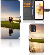 Smartphone Hoesje Motorola Moto G73 Flip Case Koe