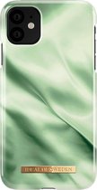 iDeal of Sweden Fashion Apple iPhone 11 Hoesje Pistachio Satin