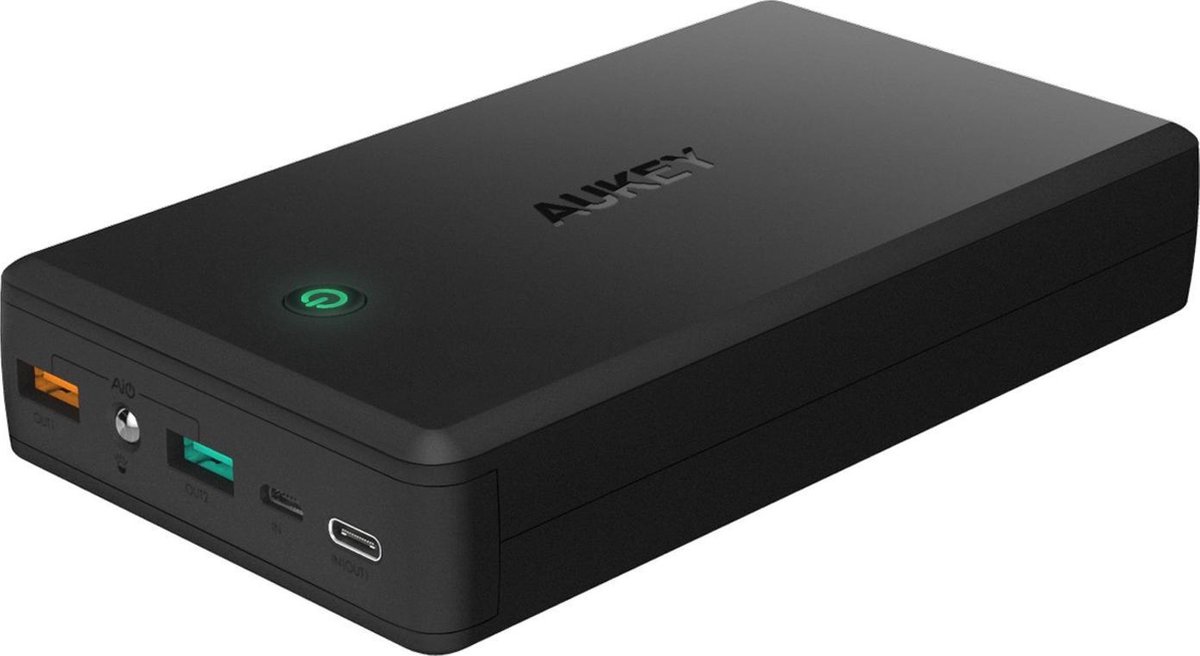 AUKEY USB C Power Bank 30000 mAh - draagbare oplader met snelladen 3.0 - batterij compatibel met verschillende toestellen