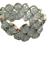 Petra's Sieradenwereld - Armband infinity met licht blauwe crackle kralen (43)