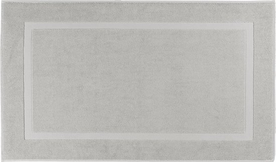 Tapis de bain gris clair avec un motif rectangulaire subtilement tissé au centre.
