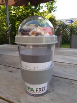 Yoghurtbeker to go (+ Muesli/fruit vakje)