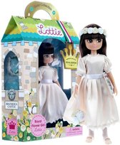 Lottie speelgoedpop met bloemen - Royal Flower Girl