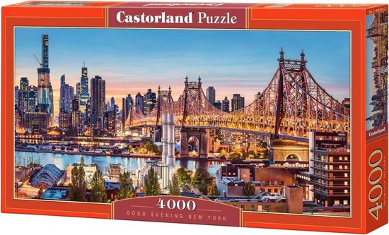 Castorland puzzeldoos 'Good Evening New York' met 4000 stukjes, avondlijke skyline van New York met de Queensboro Bridge.