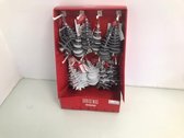 Kerstboom hangertjes met belletjes van vilt 22 stuks