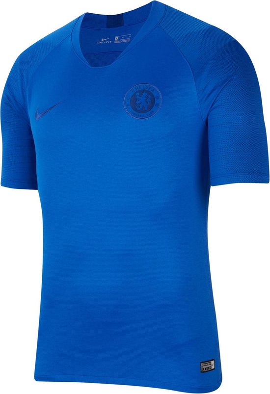 nike breathe chelsea fc strike