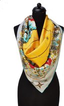 ThannaPhum Luxe zijden sjaal - Geel - wit met berg en bloem motieven 85 x 85 cm