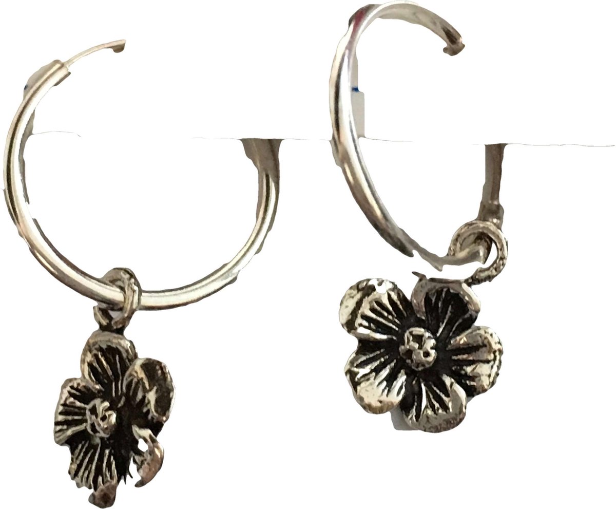 Zilveren oorbellen oorringen met bloem hanger | bol.com
