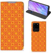 Geschikt voor Samsung Galaxy S20 Ultra Hoesje met Magneet Batik Orange