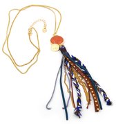 Lange goudkleurige ketting met hanger kwastje en ronde natuursteen hanger