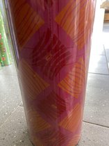 Cadeaupapier C4053 Oranje figuren- Breedte 30 cm - 175m lang