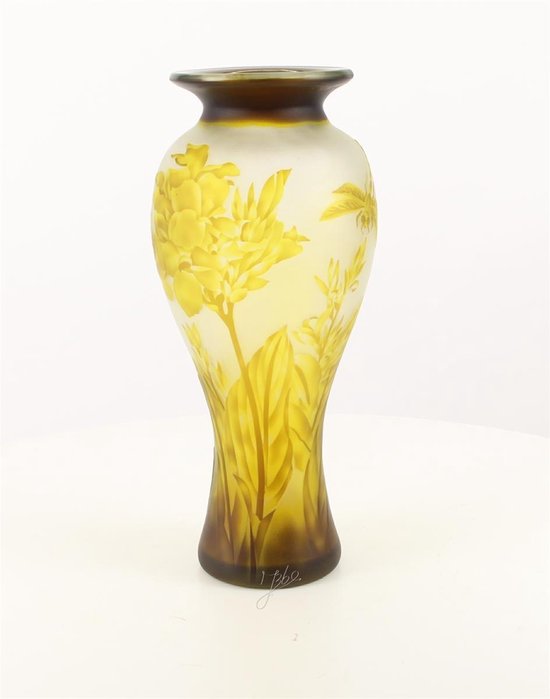 voorraad Serie van pion Glazen vaas in Cameo stijl - Libelle - Geel - 44,7 cm - | bol.com