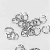 Rvs Open ringetje, Ø 8 , metaalkleurig, per 100, Open ringtjes behoren tot de basisonderdelen voor het maken van sieraden en zijn daardoor een niet te missen onderdeel.