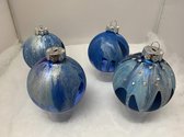 4 handpainted kerstballen kleur blauw