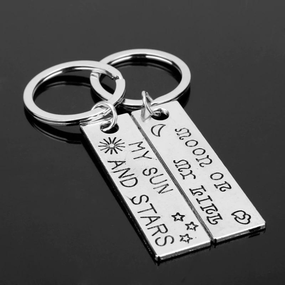 Sleutelhanger set voor koppels / Maan Zon en Sterren | Hoogwaardig material | Relatie cadeautje | Geliefden | Kerst cadeau | Valentijnsdag cadeau | Sieradenset |