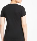 Achterkant van een zwart Puma T-shirt met korte mouwen gedragen door een vrouw.