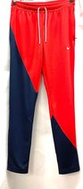 Nike Swoosh Pant - Maat M