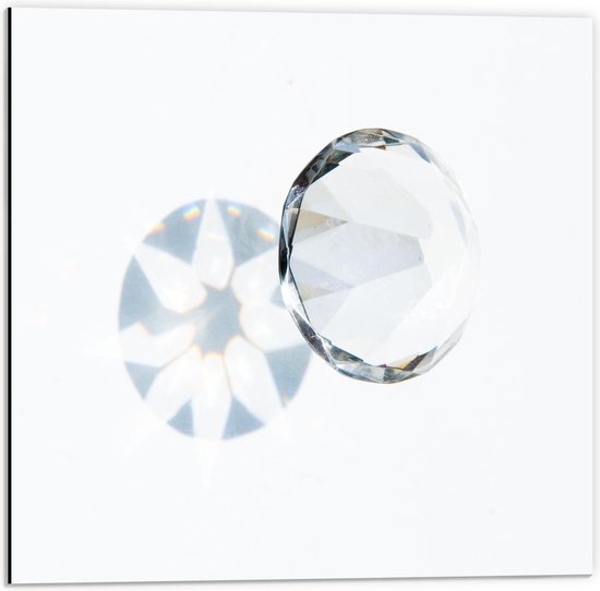 Dibond - Mooie Heldere Diamant - 50x50cm Foto op Aluminium (Met Ophangsysteem)