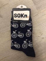 SOKn. trendy sokken "Fiets Donker Blauw" maat 35-41  (Ook leuk om kado te geven !)