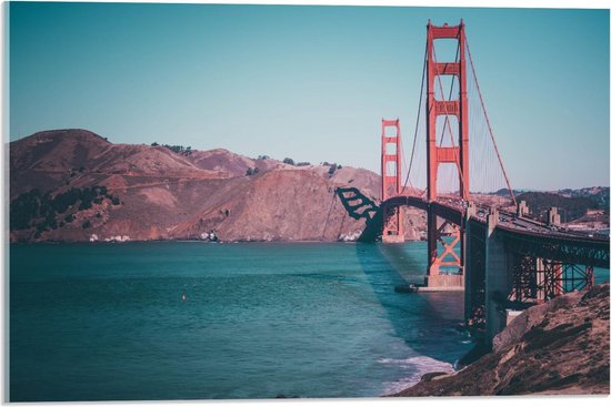 Acrylglas - Golden Gate Bridge vanaf de Zijkant - San Francisco  - 60x40cm Foto op Acrylglas (Wanddecoratie op Acrylglas)