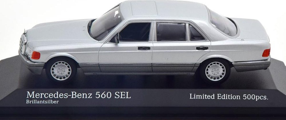 Mercedes-Benz 560 SEL ( W126 ) 1990 Zilver 1-43 Minichamps Limited