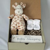 Minibox Girafje rammelaar, slofjes, tekstbord, kraam cadeau, cadeau baby