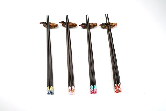 Asiansticks - Luxe Houten Chopsticks Met Houder - Sushiset voor 4 personen - Cadeauset - Asiansticks
