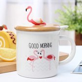 Flamingo Mok met Deksel & Lepel – Mokken – Cadeau Geschenk & Uniek – Mokken – Koffiemok/Theemok – Feest Mok - Cadeau Mok