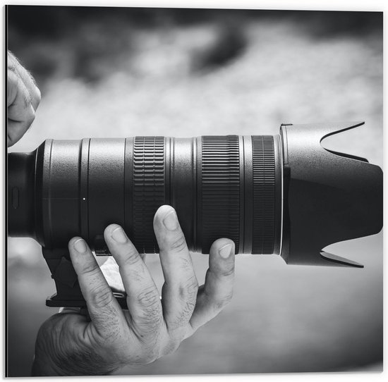 Dibond - Camera Zijkant (Zwart - Wit) - 50x50cm Foto op Aluminium (Met Ophangsysteem)