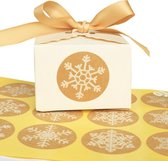 Winter Nieuwjaar stickers / envelop zegels - Kraft - Wit - Sneeuwvlokken | Sneeuw vlok - 4 varianten - Merry Christmas | 36 etiketten / labels - 3 vel | Sluitzegels - Labels - Seal sticker - verpakking afsluit zegel | DH collection