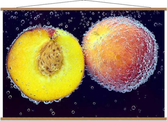 Schoolplaat – Perzik in Water - 150x100cm Foto op Textielposter (Wanddecoratie op Schoolplaat)