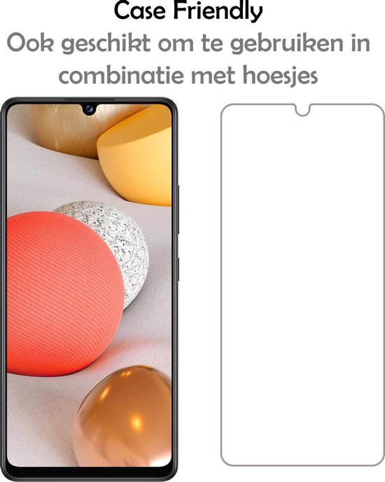 Zwarte telefoonhoes en een screenprotector ernaast, met de tekst 'Case Friendly'.