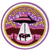 UFO UFOLOGY Tekst Strijk Embleem Patch Roze 7 cm / 7 cm / Roze Lila